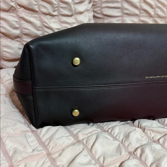 Coach Empire 40 in Merlot - Picture 3 of 16